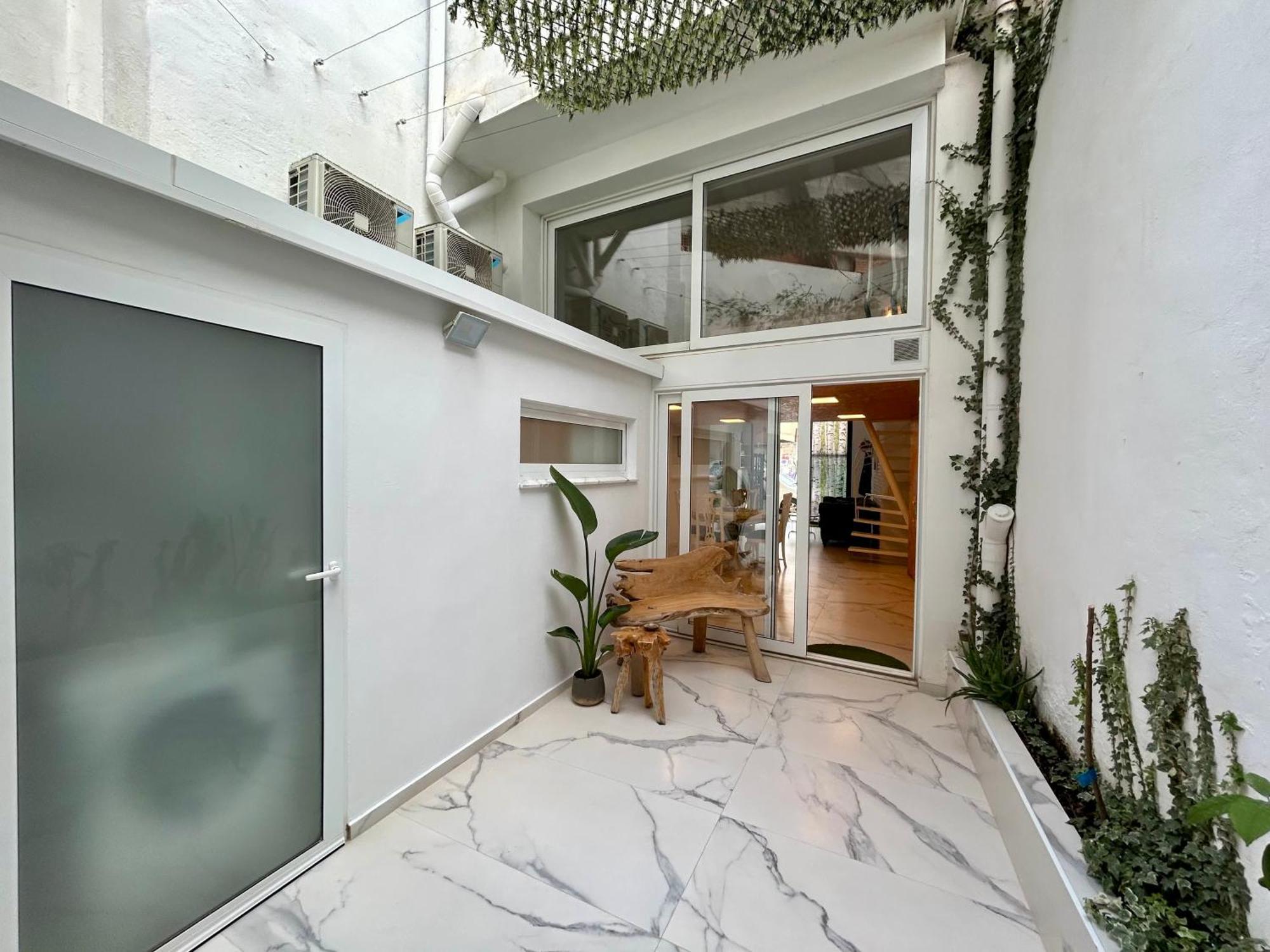 Loft Con Mucha Luz En El Centro Barrio Ruzafa Villa Valencia Exterior photo